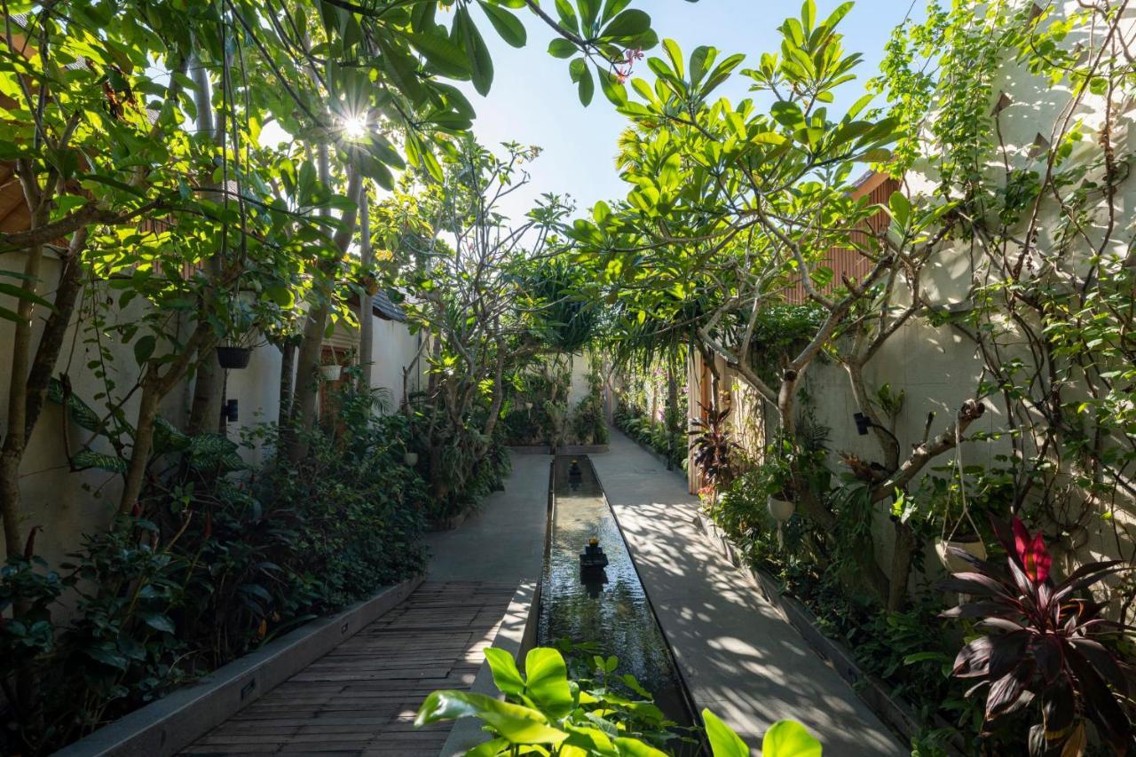 Sini Vie Luxury Resort & Spa Seminyak By Ini Vie Hospitality (Adults Only) Экстерьер фото