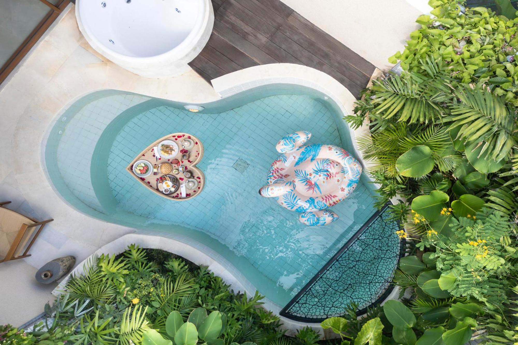 Sini Vie Luxury Resort & Spa Seminyak By Ini Vie Hospitality (Adults Only) Экстерьер фото